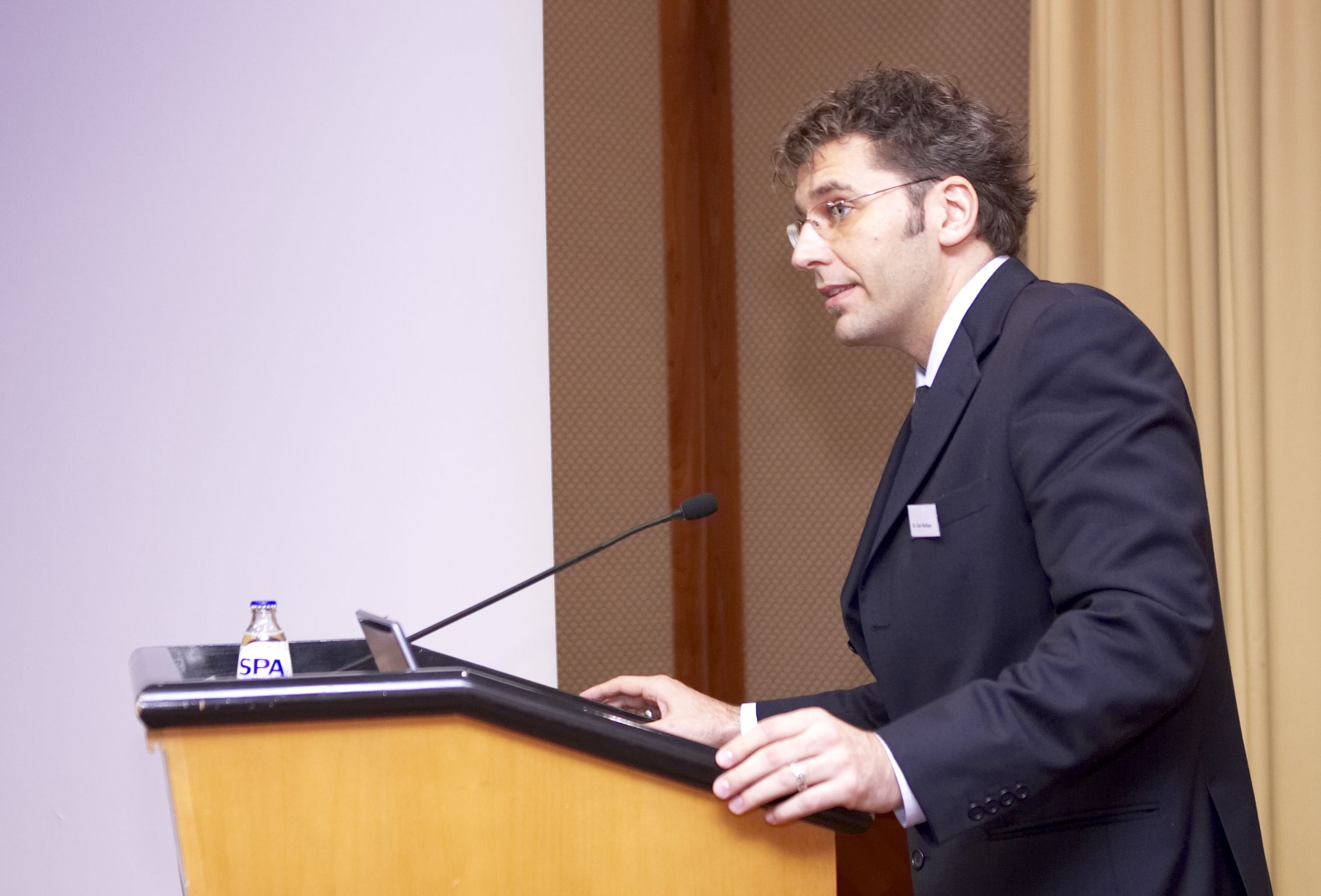 Stiftung für das Tier im Recht referiert an der internationalen