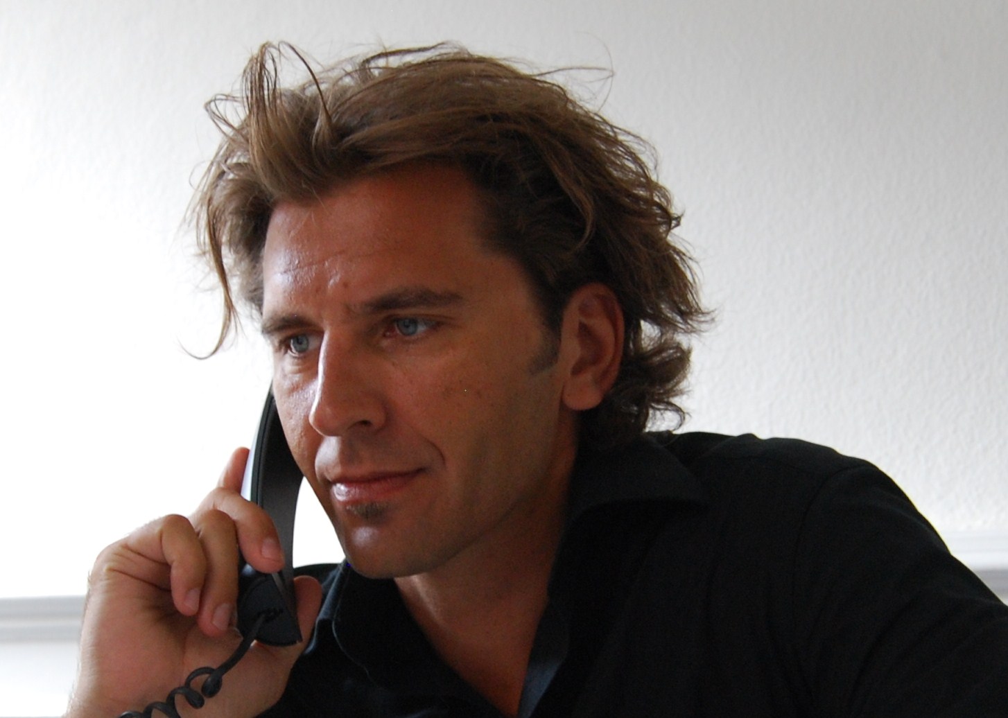 Gieri Bolliger (TIR) erteilt telefonische Rechtsauskünfte